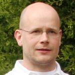 Marco Schulze arbeitet als Entwicklungsleiter bei der JEVATEC GmbH.